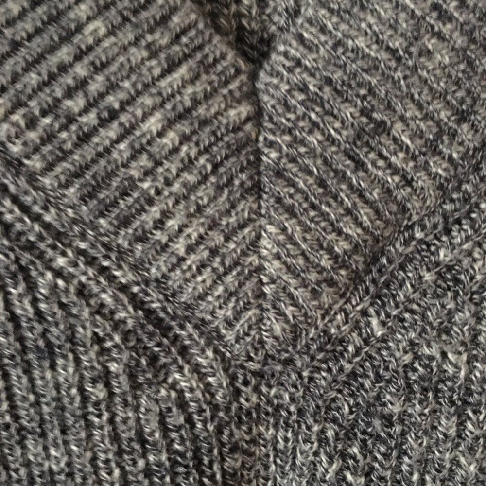 LANE BRYANT PULLOVER SWEATER - Picture 4 of 7